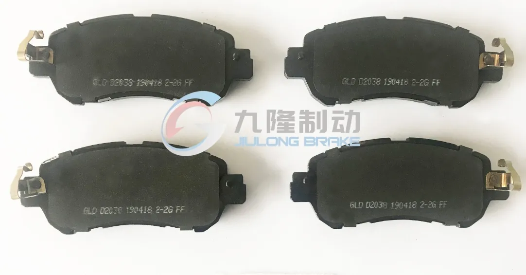 Long Life OEM High Quality Car Parts Disc Brake Pads for Mitsubishi Pajero (D349/MB500813) Ceramic and Semi